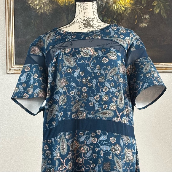 Women’s Plus Size Boutique Dress Size 2X - Picture 2 of 7